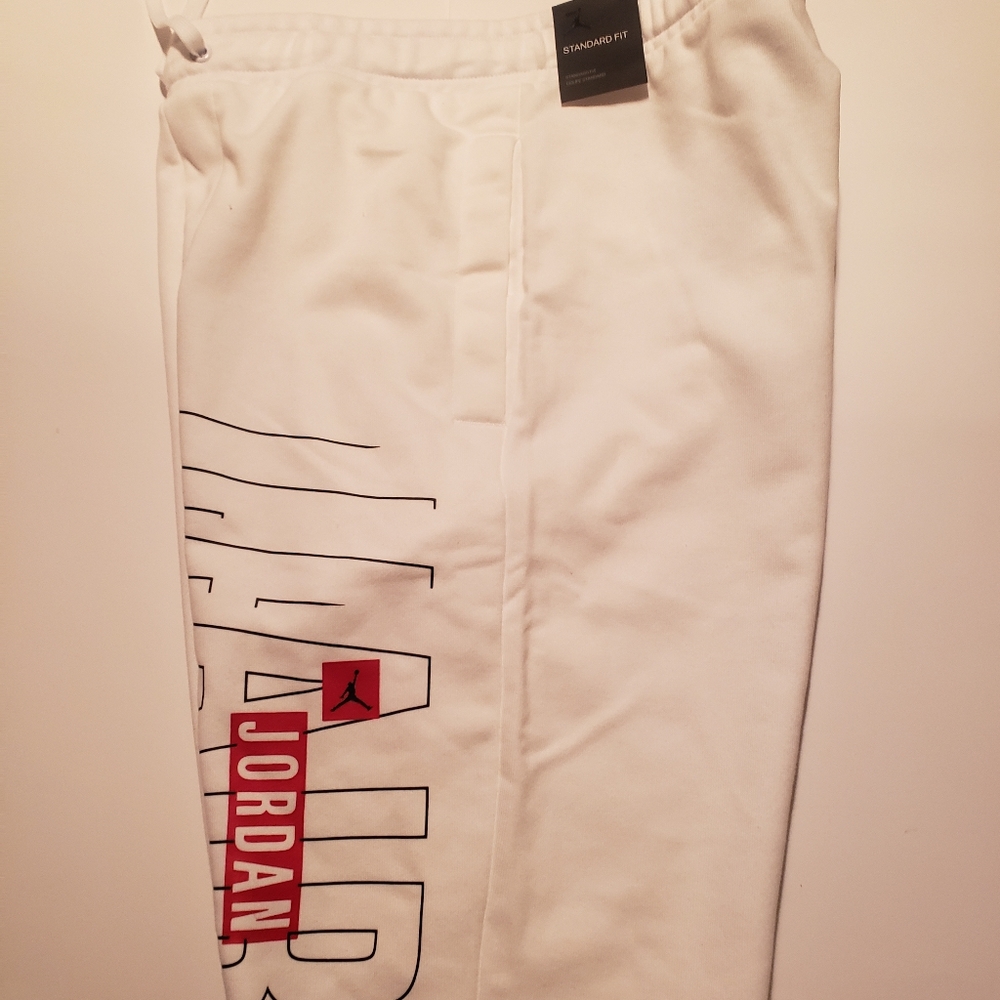 Nike Air Jordan White Jumpman Fleece Shorts - Picture 3 of 16